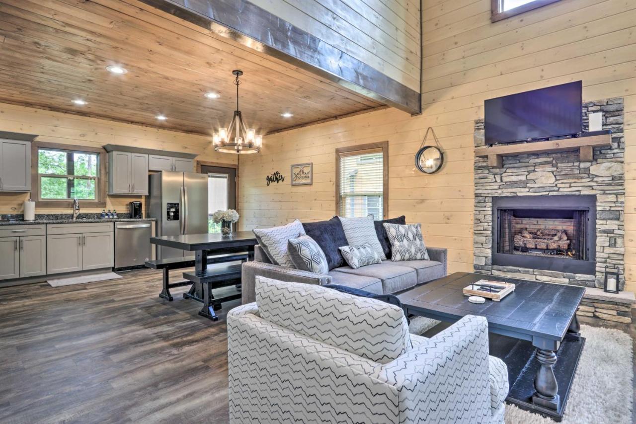 Smoky Cove Retreat With Private Hot Tub And Deck! Villa Sevierville Buitenkant foto