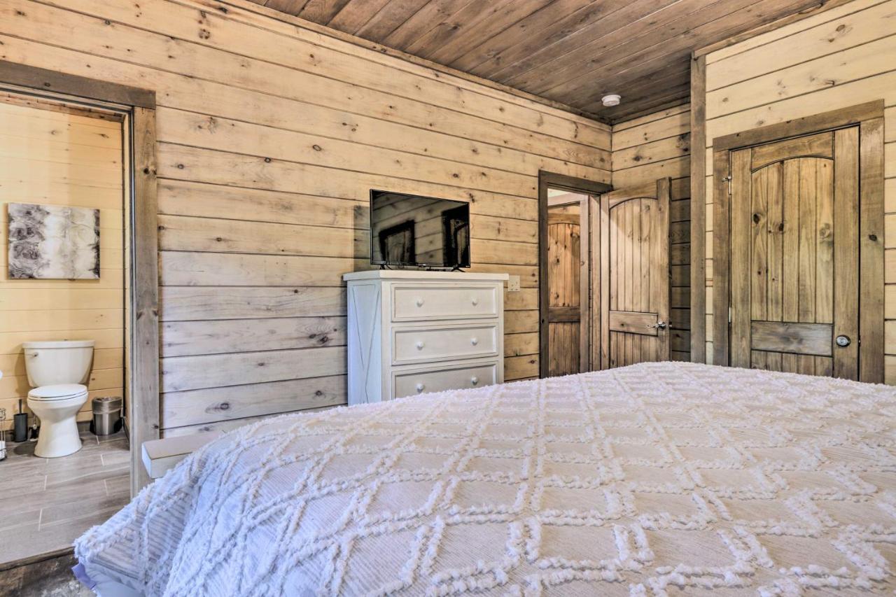Smoky Cove Retreat With Private Hot Tub And Deck! Villa Sevierville Buitenkant foto