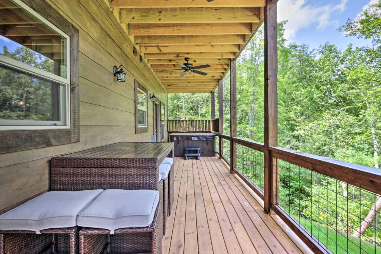 Smoky Cove Retreat With Private Hot Tub And Deck! Villa Sevierville Buitenkant foto